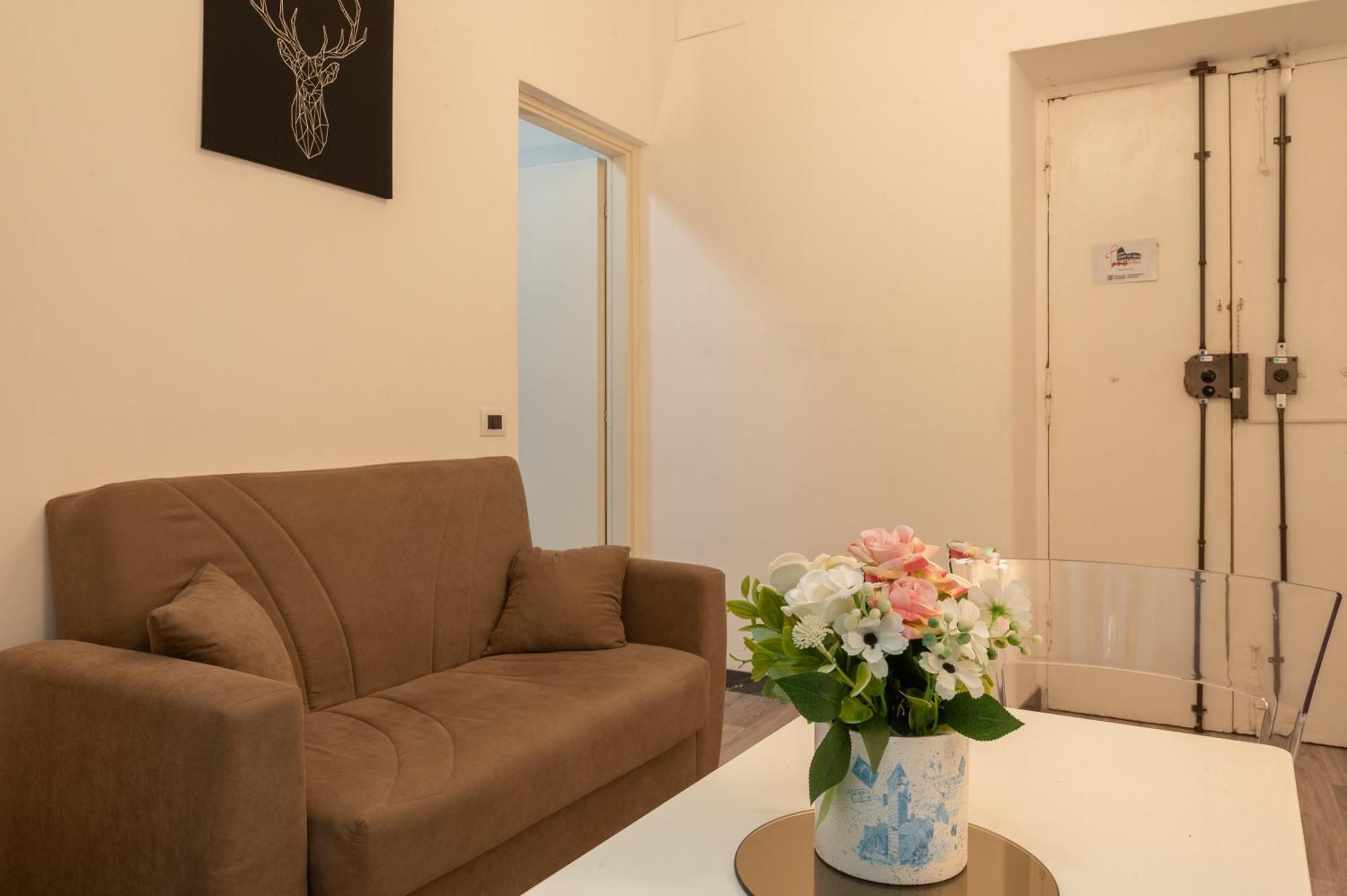 Cairoli 1 House G&B Colisee روما المظهر الخارجي الصورة